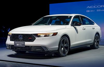 Honda Accord RS e:HEV "uống xăng như ngửi" đạt 5 sao ASEAN NCAP
