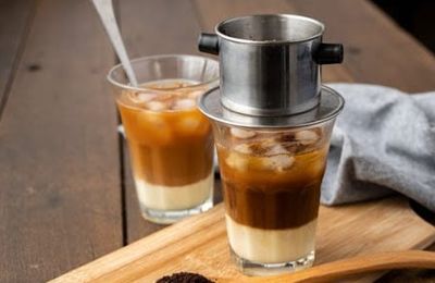 Michelin Guide gọi cà phê sữa đá là “viên ngọc”