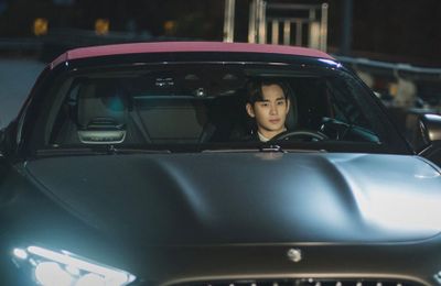 Giới tài phiệt Queen of Tears chỉ dùng xe sang từ Mercedes-Benz
