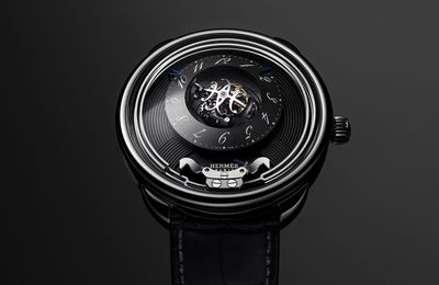 Hermès Arceau Duc Attelé: Đột phá thời đại