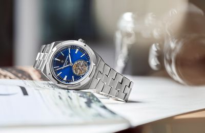 Vacheron Constantin Overseas Tourbillon: Tinh hoa truyền thống hội ngộ kỹ thuật hiện đại