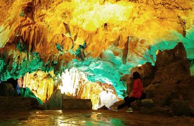 Khám phá hang động kỳ vĩ giữa miền biên cương xứ Lạng