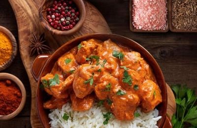 Gìn giữ ẩm thực truyền thống Ấn Độ qua món gà sốt bơ