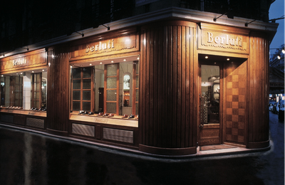 Từ Boutique Berluti đầu tiên trên đường trên đường Rue de Marbeuf – Paris (Pháp)