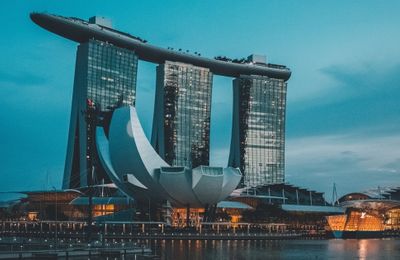 Đi đâu, xem gì ở "quốc gia hạnh phúc nhất châu Á" vào tháng 4 này?
