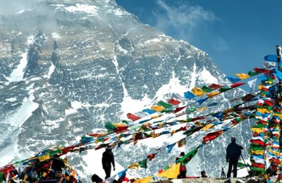 Review Ngắm Đỉnh Everest Mà Không Cần Leo Núi