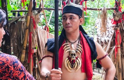 Tôi đến bộ tộc săn đầu người ở Malaysia