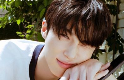 Byeon Woo Seok đắt show nhờ thành công của phim "Cõng anh mà chạy"