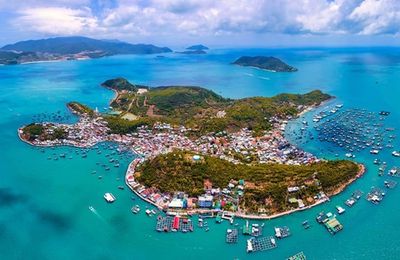 Phát hiện hòn đảo hoang sơ ít người biết biệt lập giữa biển Nha Trang, cách đất liền chỉ 15 phút đi ca nô