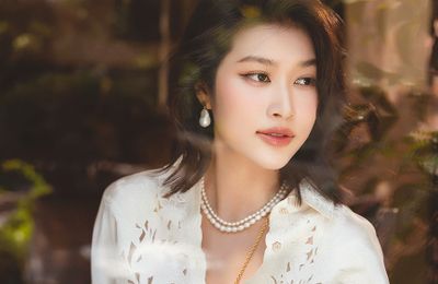 Hoa Hậu Đoàn Thiên Ân hoá tiểu thư tài phiệt với thời trang Lê Thanh Hòa