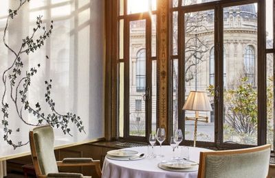 Có gì ở nhà hàng 3 sao Michelin nơi Lisa và bạn trai tỷ phú hẹn hò?