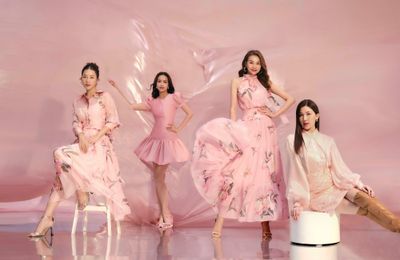 Ngắm trọn nhan sắc "tứ đại mỹ nhân"  Elise
