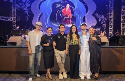 Phương Thanh tình cảm bên Bằng Kiều, Mono trong buổi tổng duyệt live concert Đóa Hồng Gai