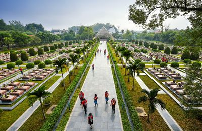 Bay đến Điện Biên mùa hoa đỏ