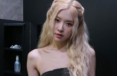 Rosé (BLACKPINK) gây sốt tuần qua với 3 kiểu tóc xoăn