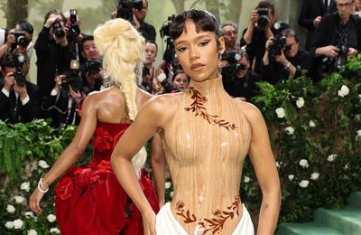 Zendaya, Lana Del Rey dẫn đầu phái "thần rừng" đổ bộ Met Gala 2024
