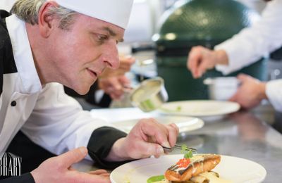 Cầm “vàng” đừng để “vàng” rơi - Vì sao những nhà hàng danh giá lại bị tước sao Michelin
