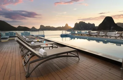 "Hút" khách tỷ phú đến Quảng Ninh bằng tour du thuyền cao cấp