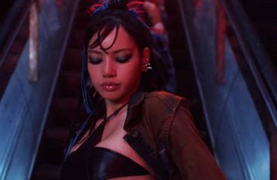 10 giây teaser hót hòn họt của Lisa: Tung tận 6 tạo hình cực chiến, nghe đến nơi quay MV mà "rén ngang"!
