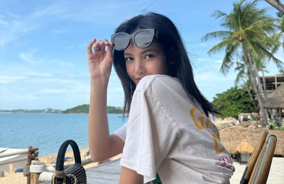 Phát hiện hòn đảo mà Lisa vừa đến nghỉ dưỡng: Hoá ra là "thiên đường biển" ngay gần Việt Nam