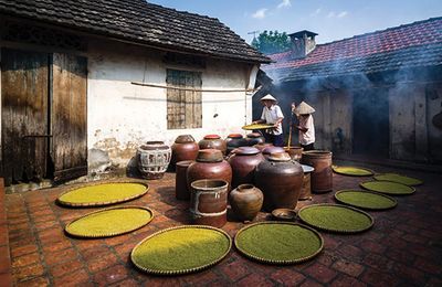 Đến Hà Nội ngắm cổ trấn, đi mỏi chân chưa hết điểm check in