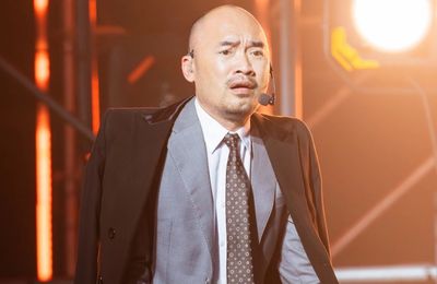 "Thánh meme" Tiến Luật gánh phần vui trong Anh trai vượt ngàn chông gai