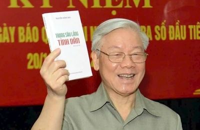 Cuốn sách đầu tiên về Tổng Bí thư Nguyễn Phú Trọng