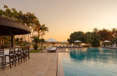 Resort biển Huế có bể bơi tuyệt đẹp không thể bỏ lỡ