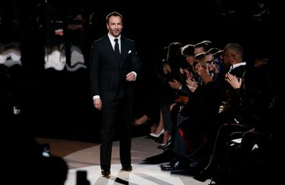 Tom Ford và các thương hiệu thời trang trẻ sẽ ra sao sau sự ra đi của nhà sáng lập?