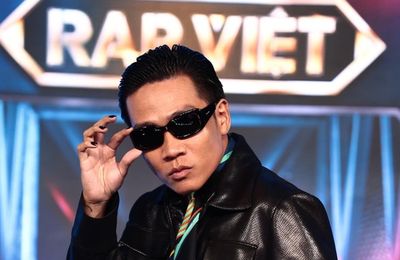 Sốc với diện mạo của rapper Wowy khi xuất hiện cùng đại gia Minh Nhựa