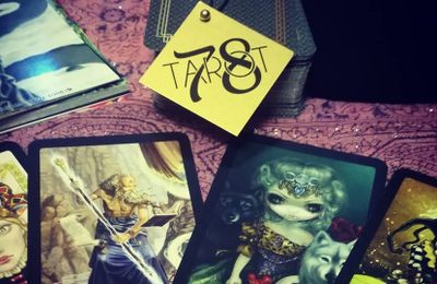 Bài Tarot Là Gì - Kiến Thức Bài Tarot