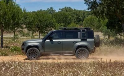 Cận cảnh mẫu Land Rover Defender mạnh nhất từ trước đến nay