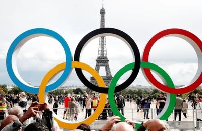 Pháp đã làm gì để tiết kiệm tiền tổ chức Olympic và được những gì?