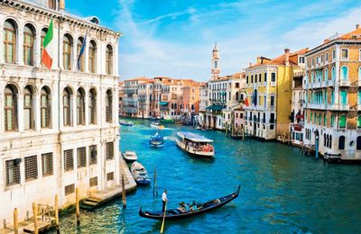 Khám phá Venice: Nơi thời gian ngừng trôi trên những dòng kênh lãng mạn