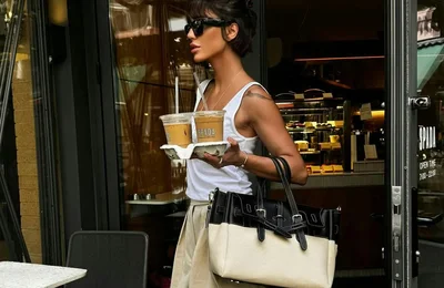 Quần be và áo ba lỗ trắng, vẻ ngoài “Easy looking-rich” nở rộ trong giới thượng lưu Mỹ?