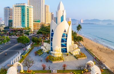 Nha Trang sẽ như thế nào khi “đặt lên bàn cân” với Phuket và Bali?