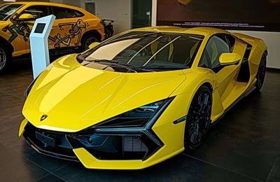 Loạt siêu xe Lamborghini Revuelto có mặt tại Singapore