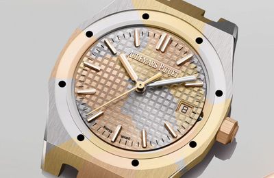 Audemars Piguet giới thiệu chất liệu hợp kim vàng mang họa tiết camo hoàn toàn mới