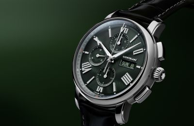 Montblanc Star Legacy Green Exploding Star mang sắc xanh tươi mới cho thiết kế huyền thoại