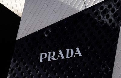 BST Prada Xuân-Hè 2025