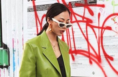 Làm mới gu thời trang với tông màu xanh lá