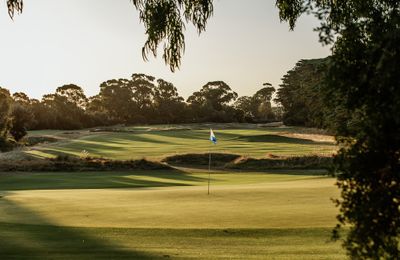 Vòng quanh những sân golf hàng đầu nước Úc
