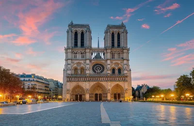 Một ngày đẹp trời ở Paris mộng mơ