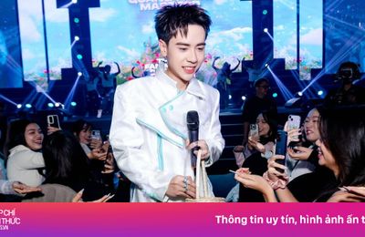 Ca sĩ Việt kiếm bộn tiền cuối năm