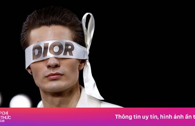Phom dáng tối giản lên ngôi trong BST mùa đông Dior