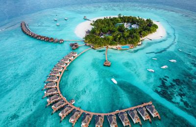 Chạm ngõ thiên đường tại các khách sạn xa xỉ nổi tiếng nhất Maldives