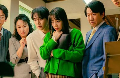 Typhoon Family: Khi trai phố Lee Jun Ho hoàn lương sau biến cố gia đình