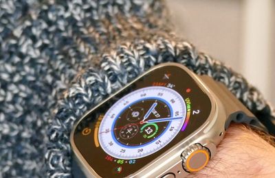 Apple Watch, đồng hồ giá rẻ được lòng giới tài chính Mỹ