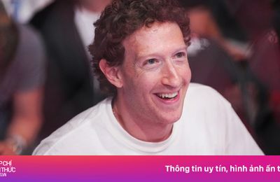 Mark Zuckerberg diện 3 đồng hồ xa xỉ chỉ với 1 áo phông trắng