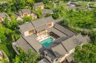 Top 2 khu nghỉ dưỡng Tứ Xuyên sang trọng gần núi Thanh Thành